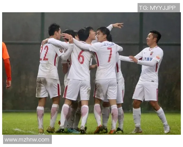 上港与首尔激战四月二十七日精彩录像回顾与赛后分析